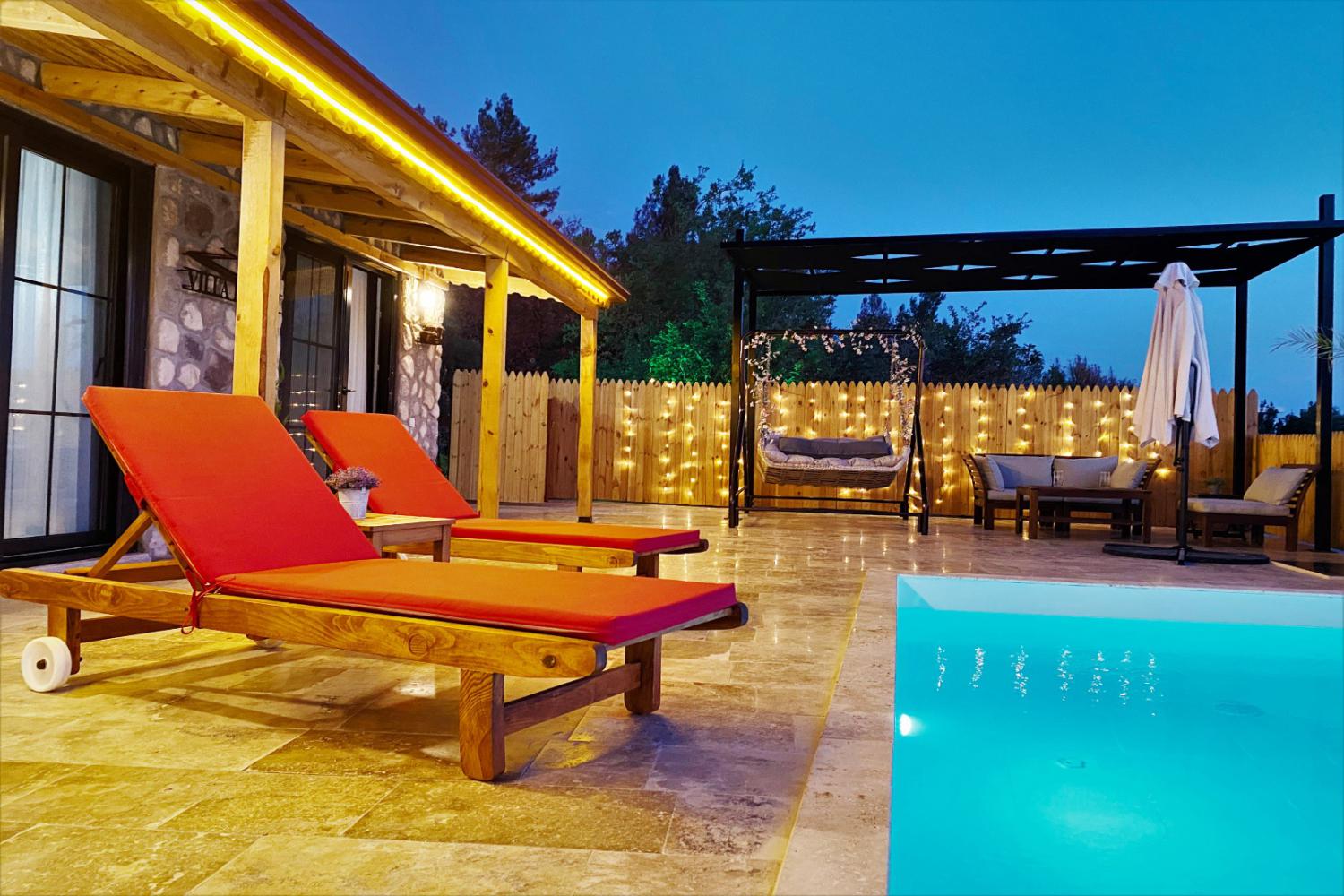 Villa My Way, Kalkan İslamlar' da tek yatak odalı, muhafazakar kiralık balayı villası