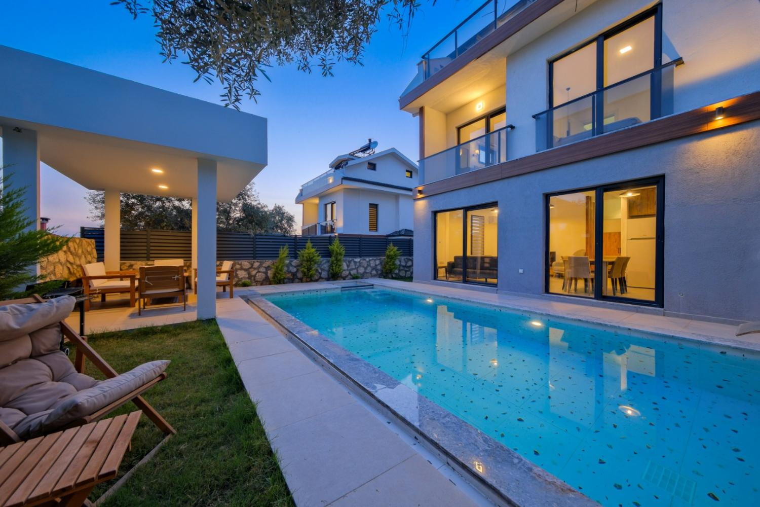 Villa Note 5 : Fethiye Ovacık'ta 8 Kişilik Villa