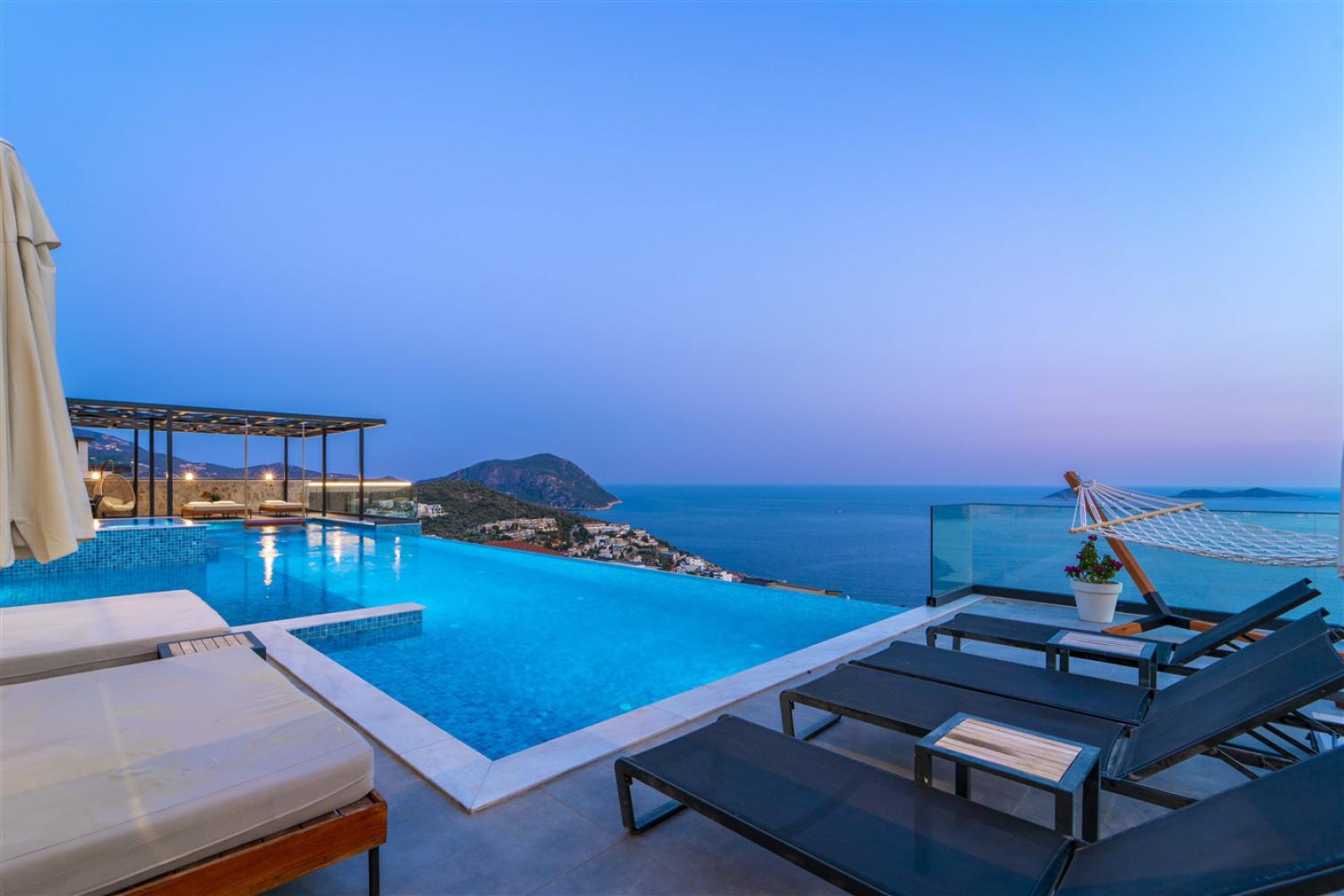 VİLLA OCEAN ROX