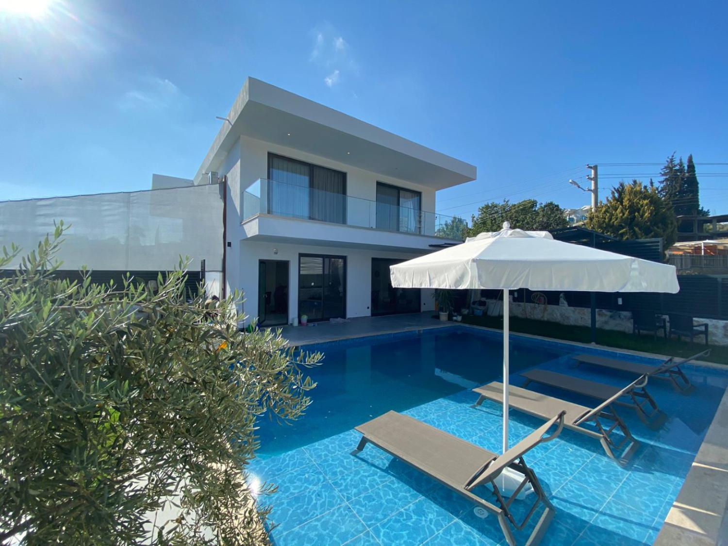 Villa Oreo, Kalkan Patara'da 2 yatak odalı kiralık balayı villası