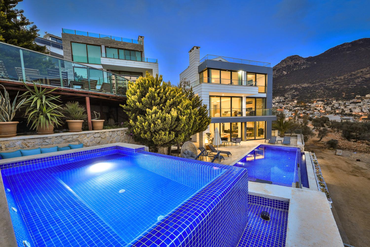 Villa Panorama Uno - Kalkan Ortaalan’da Sonsuzluk Havuzlu Lüks Villa 🏡✨