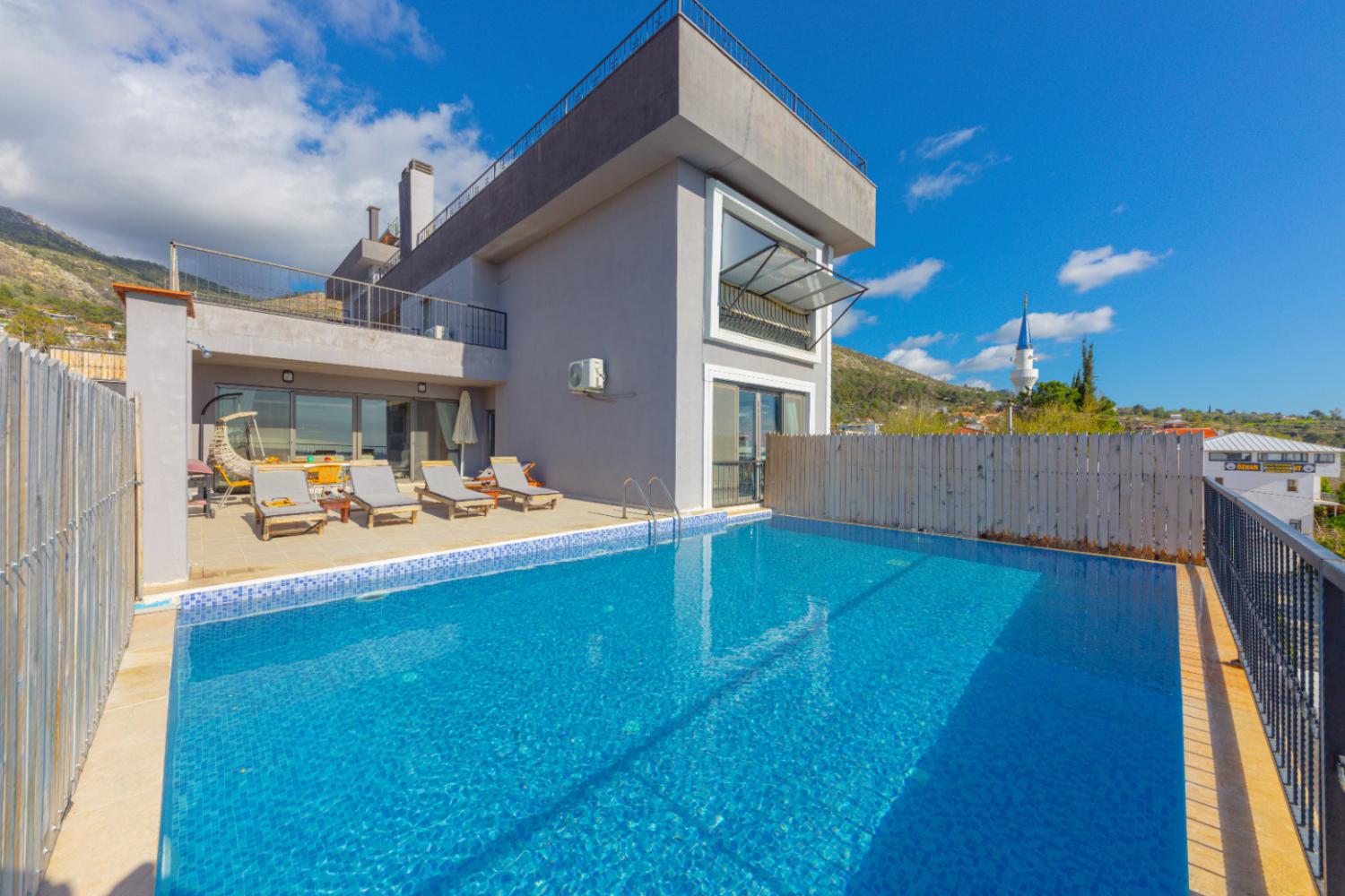 Villa Patara Üzümlü : Kalkan Üzümlü'de 6 Kişilik Villa