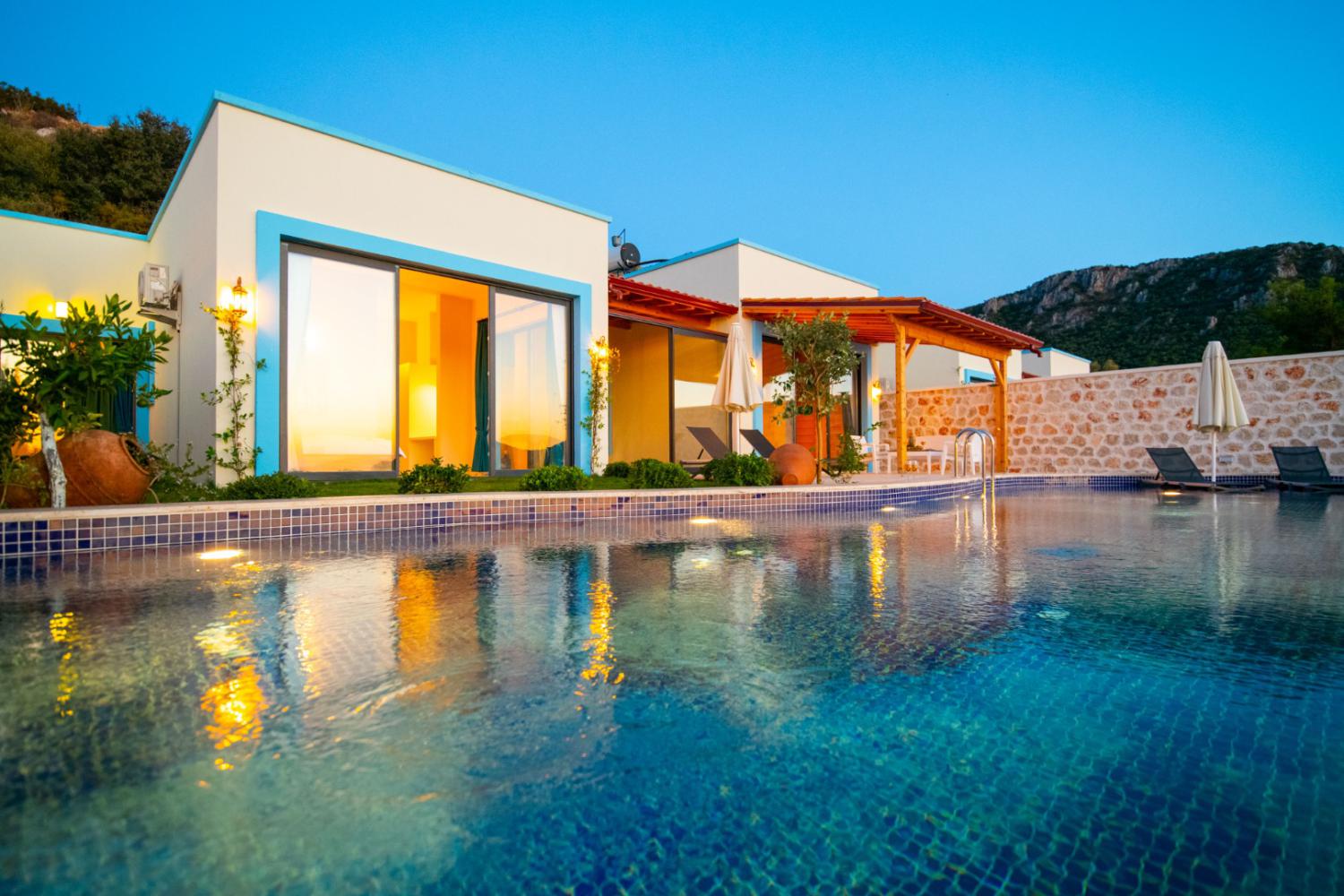 Villa Pearly, Kalkan'da (4) Kişilik Muhafazakar Kiralık Tatil Villası