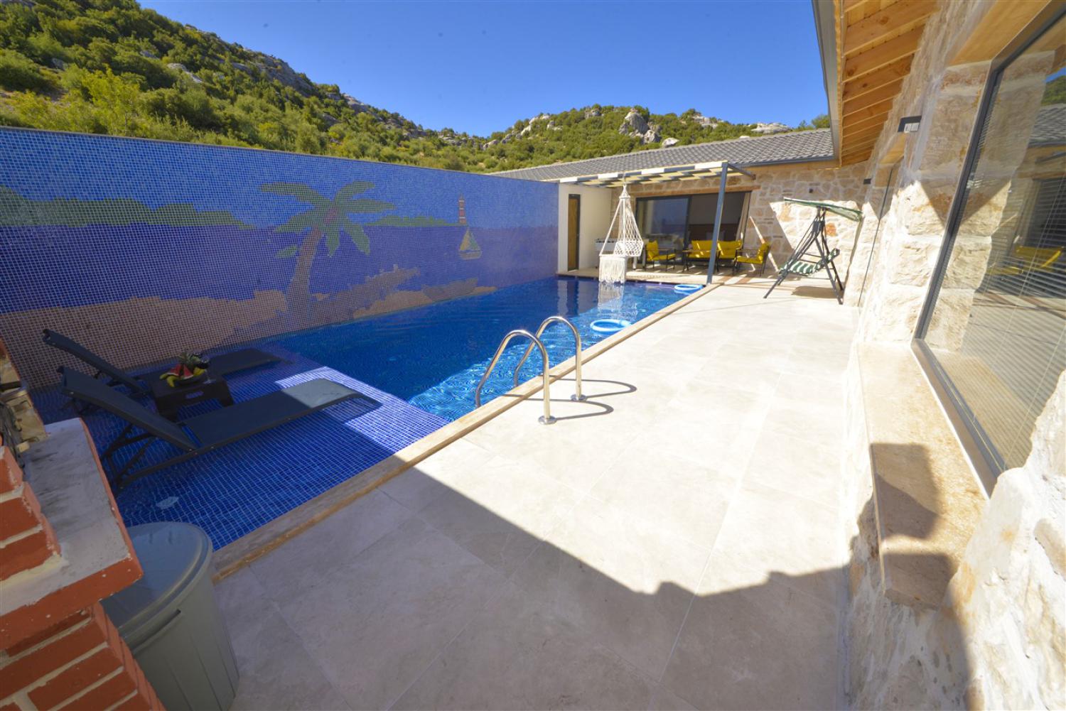 Villa Sehlen Yunus (4) Kişilik Muhafazakar Kiralık Aile ve Balayı Villası