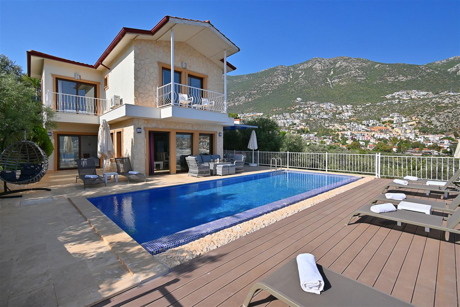 Villa Selene, Kalkan' da 4 yatak odalı, 8 kişilik, kiralık villa