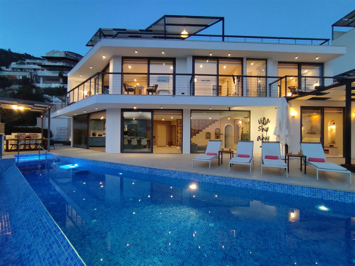 Villa Ship Ahoy (8) Kişilik Deniz Manzaralı Geniş Aile Villası