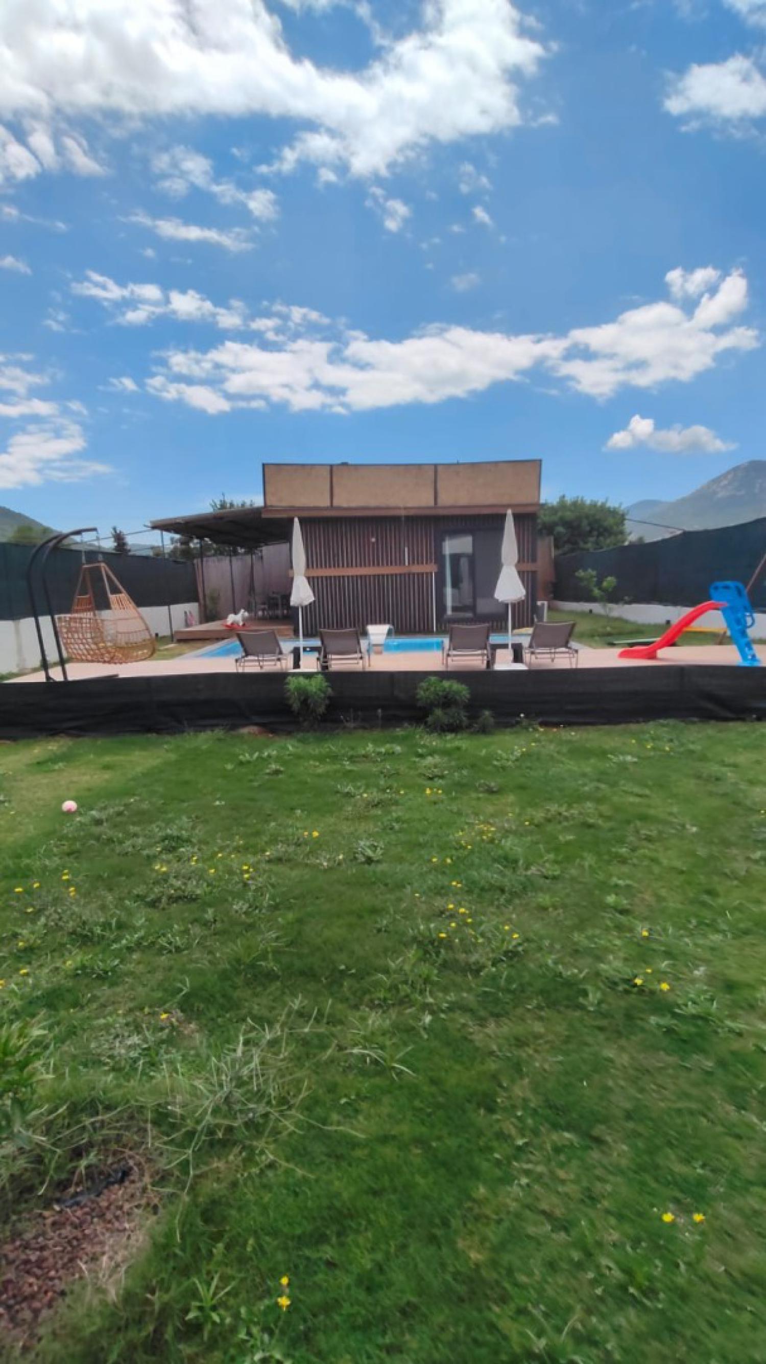 Villa Sidyma 2,(4) kişi kapasiteli,balayı için uygun muhafazakar villalarımız arasında yer almaktadır.