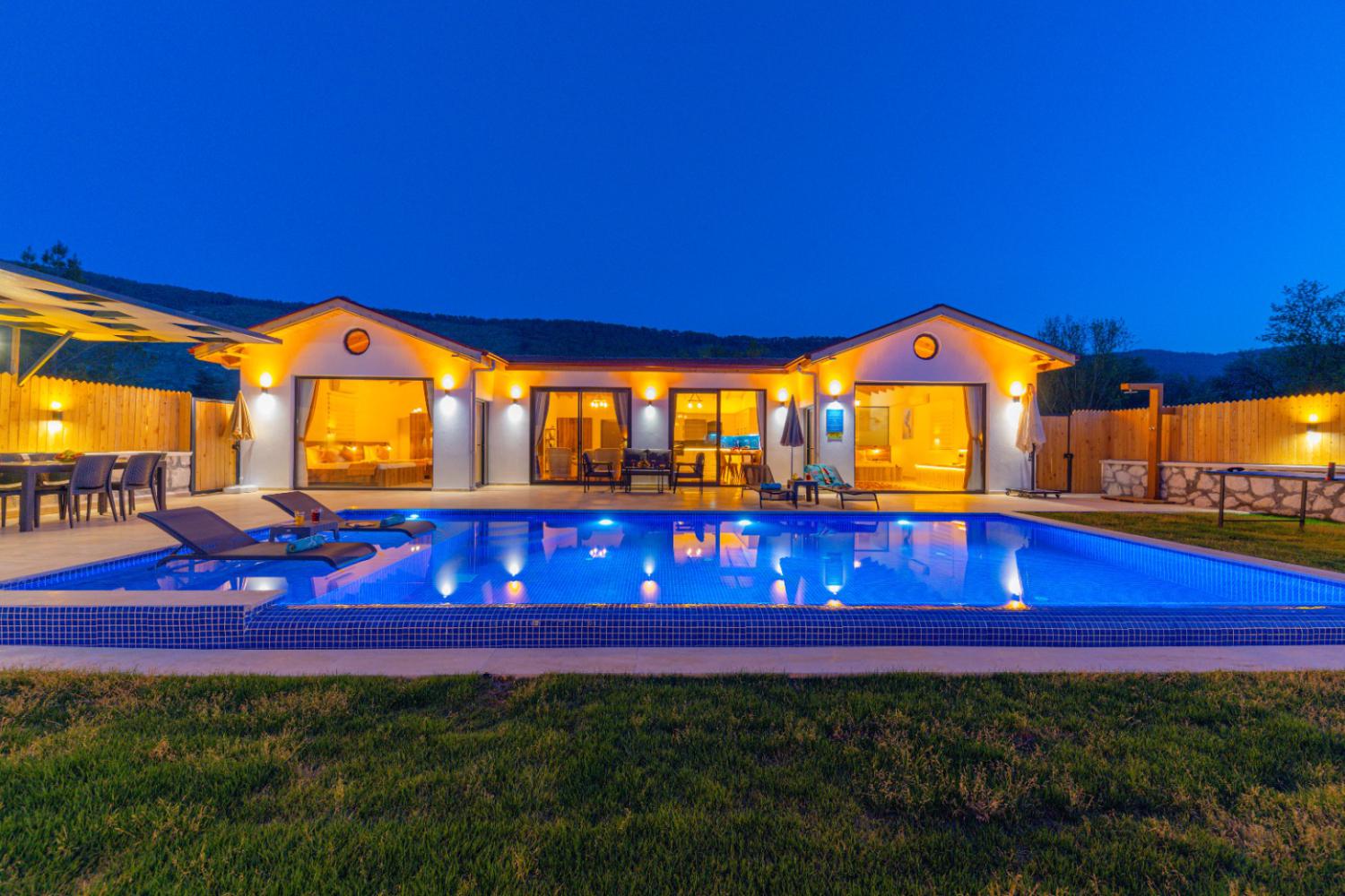 Villa Valley Sarıbelen; Kalkan Sarıbelen Bölgesinde (5) Kişilik Tatil Villası
