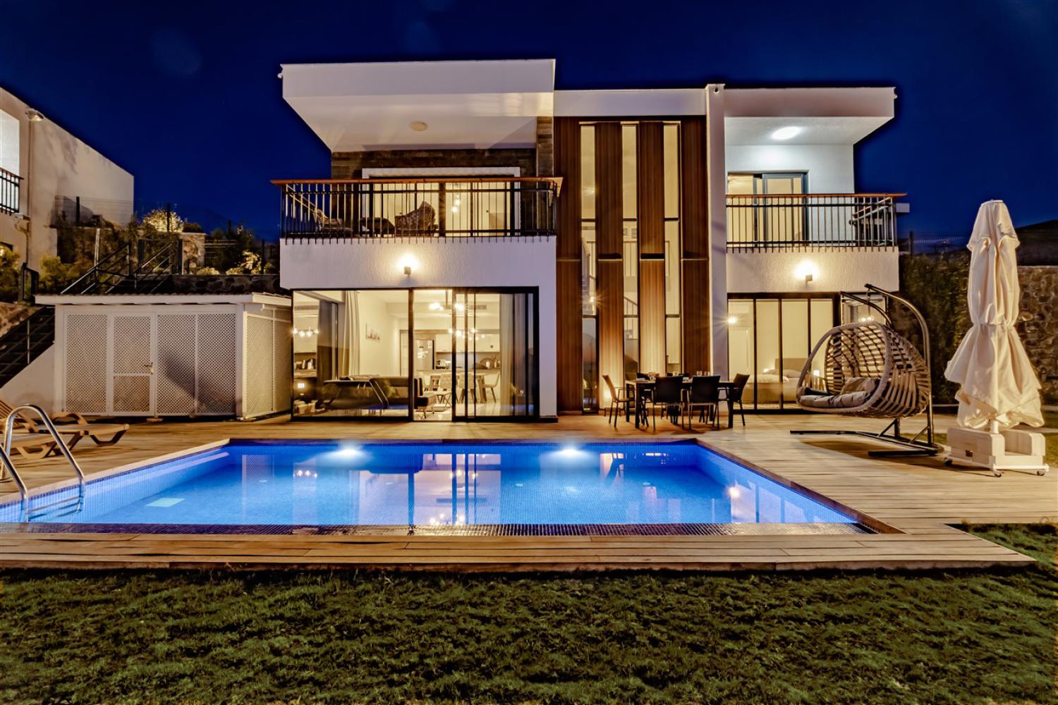 Villa Vg 4129 (6) Kişilik Deniz Manzaralı Geniş Aile ve Arkadaş Grubu Villası