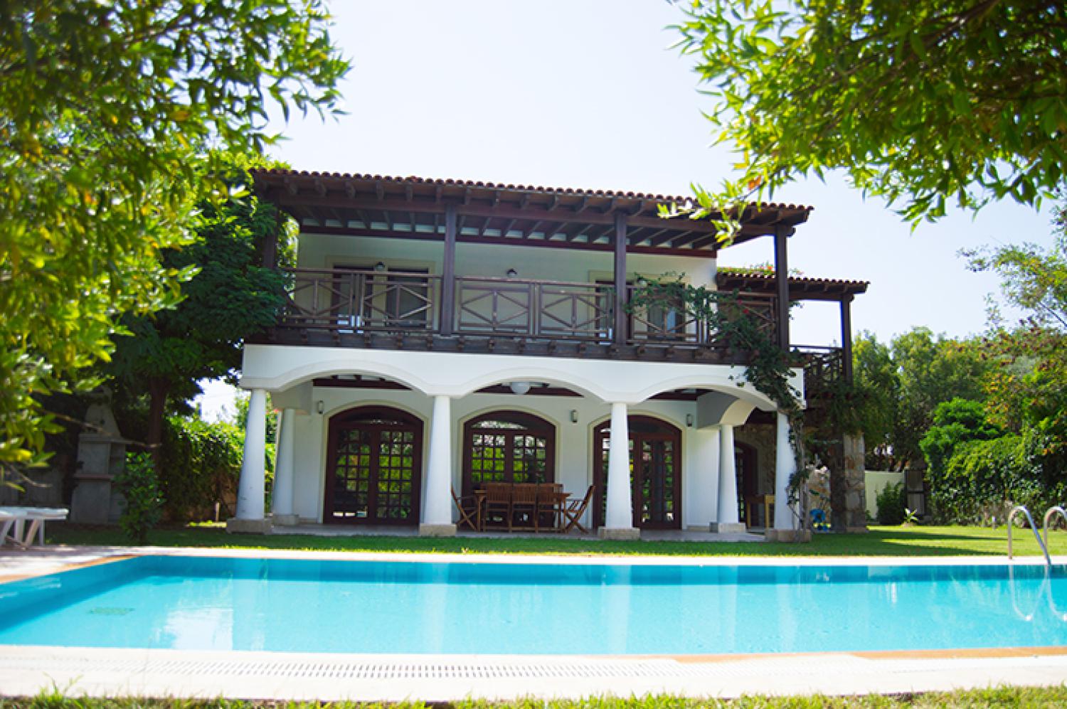 Villa Vg 437 (8) Kişilik Deniz Manzaralı Geniş Aile ve Arkadaş Villası