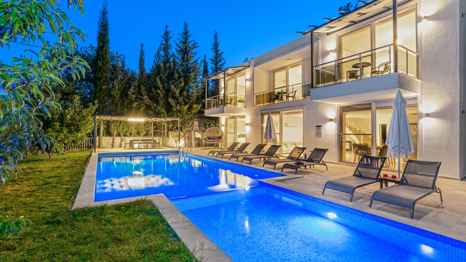 Villa White Stone : Kalkan İslamlar'da Doğa İçerisinde Villa