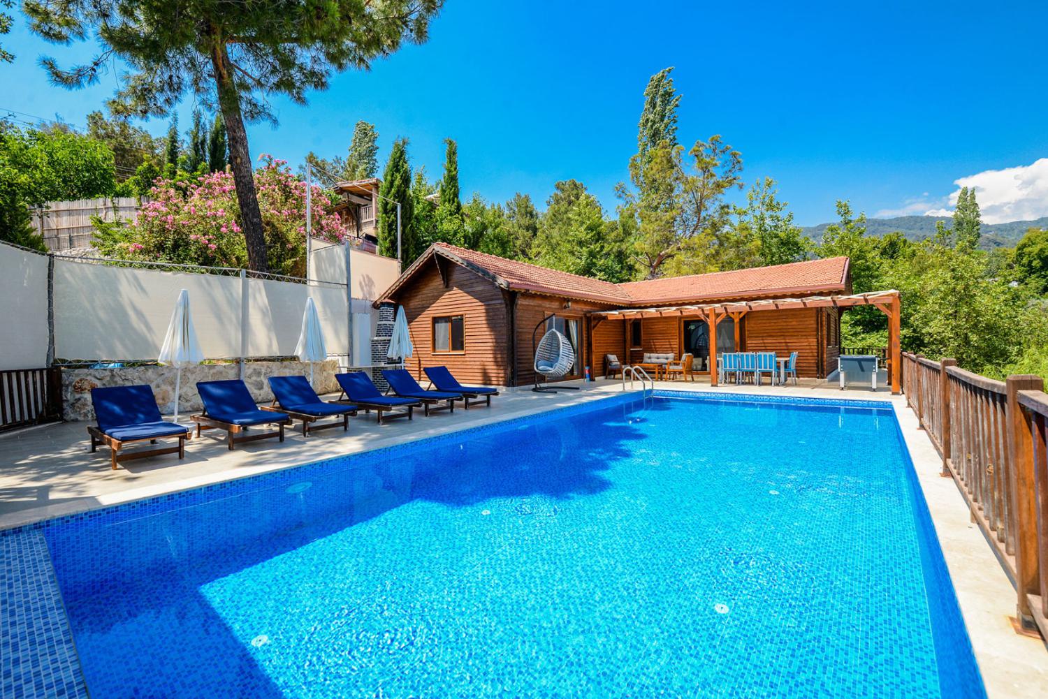 Villa Wood House : Kalkan İslamlar'da Doğa İçerisinde Villa