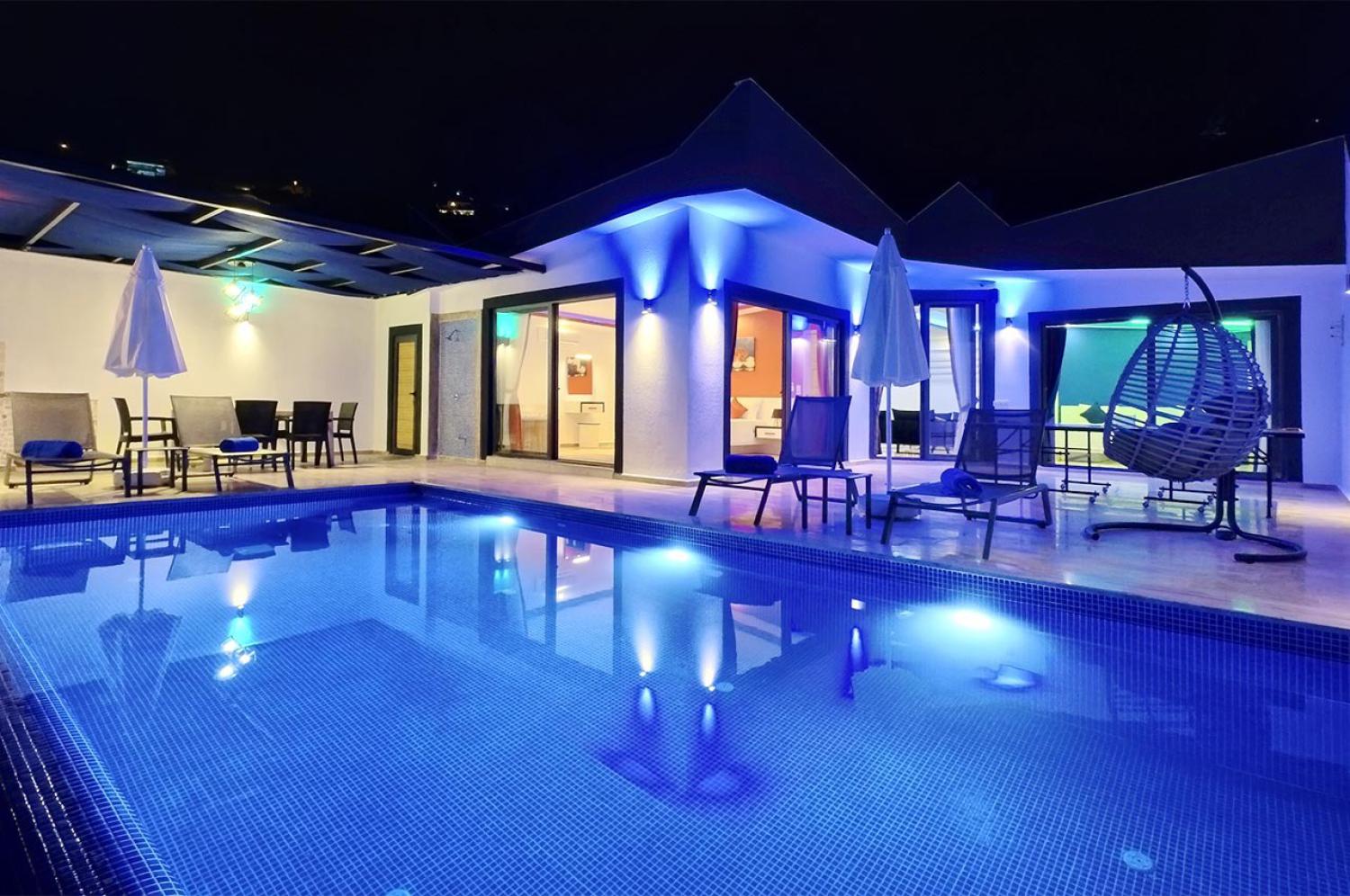 Villa Yaprak, Kalkan Akbel' de, 2 yatak odalı, 4 kişilik, muhafazakar kiralık balayı villası