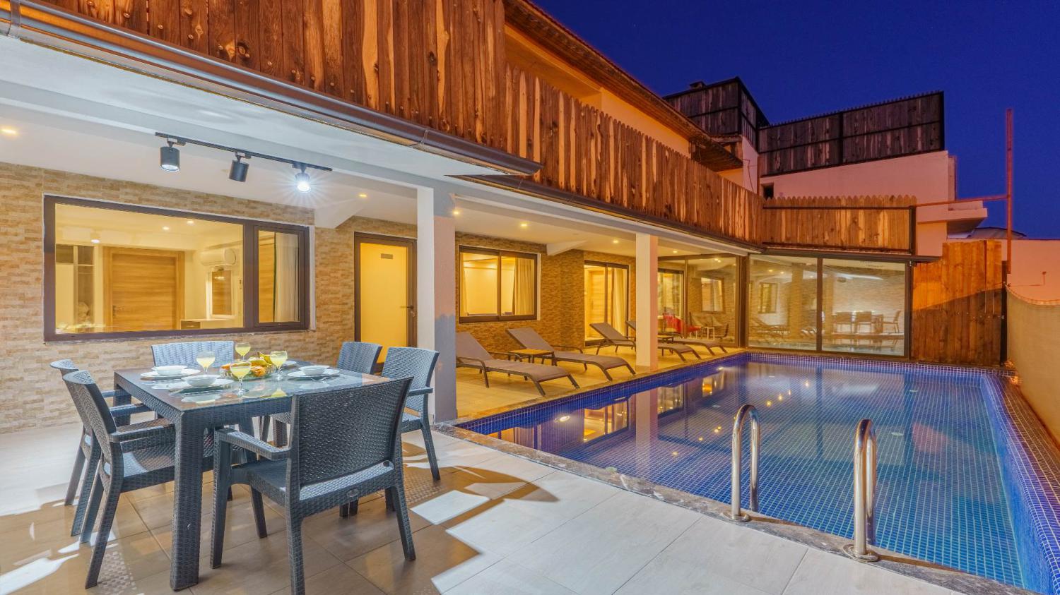 Villa Yaz 3 (4) Kişilik Muhafazakar Kiralık Balayı Villası