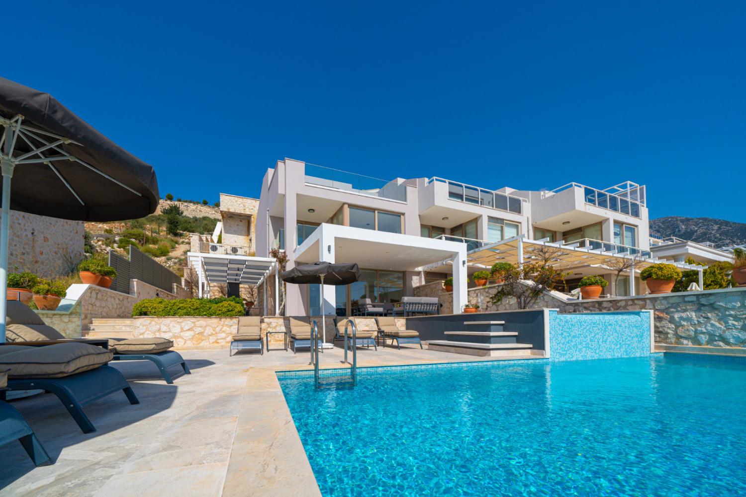 Villa Safran Wiew (8) Kişilik Deniz Manzaralı Geniş Aile ve Arkadaş Villası